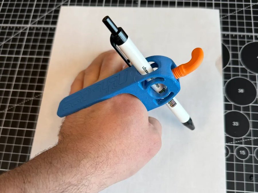 Palm Pen, a free 3D printed assistive device